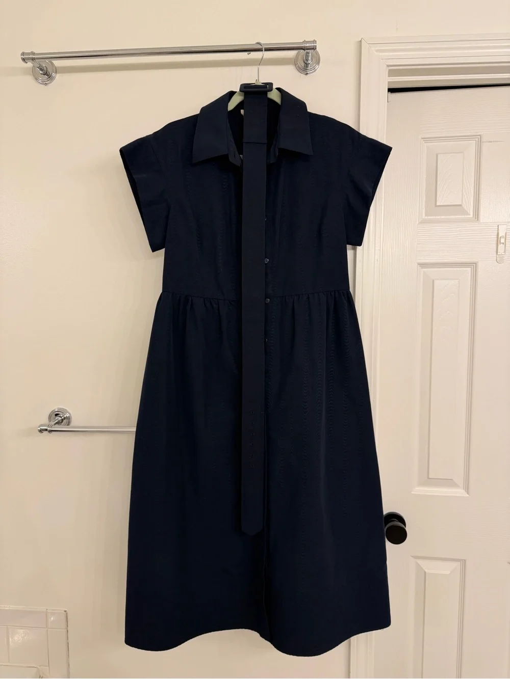 Tuckernuck polished navy